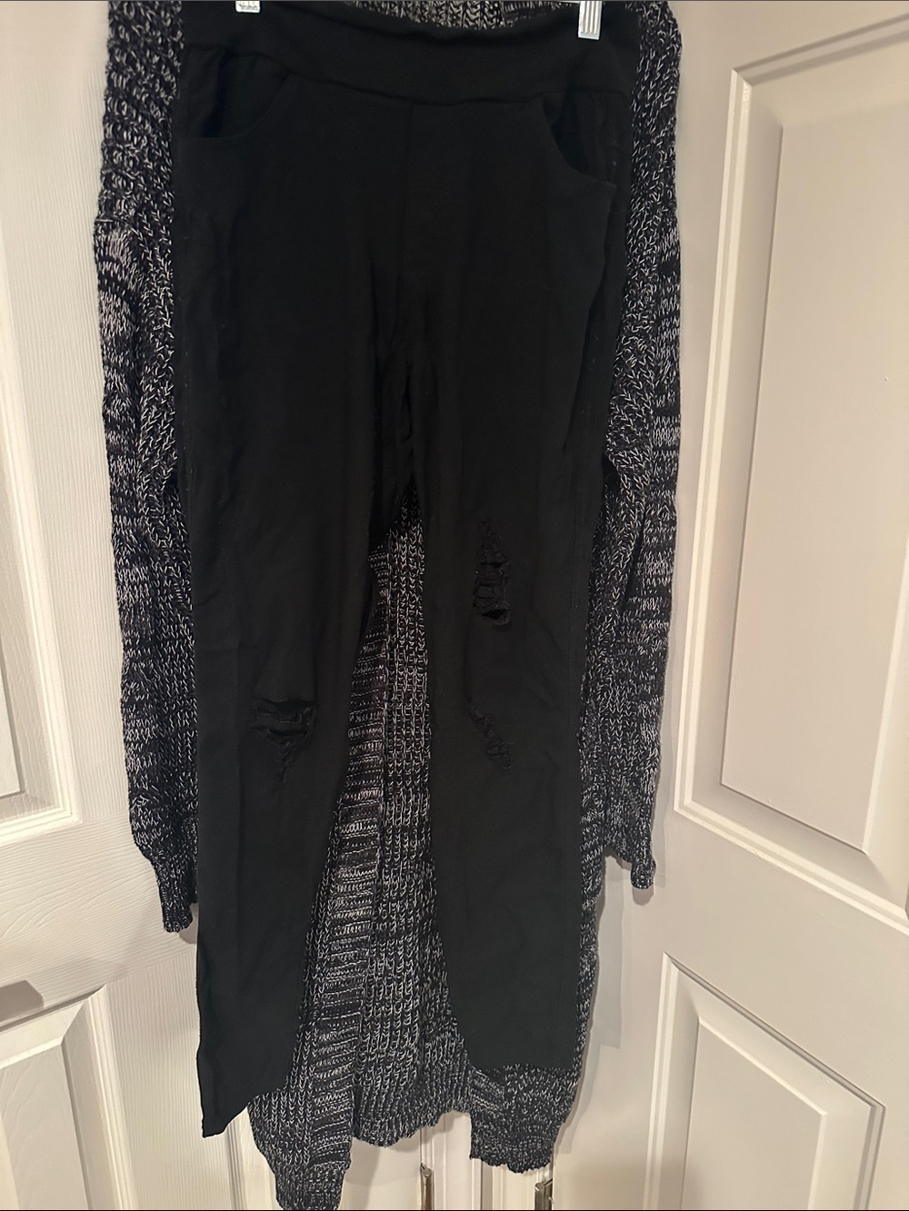 Agnes & Dora Black Distressed Skinny Pants